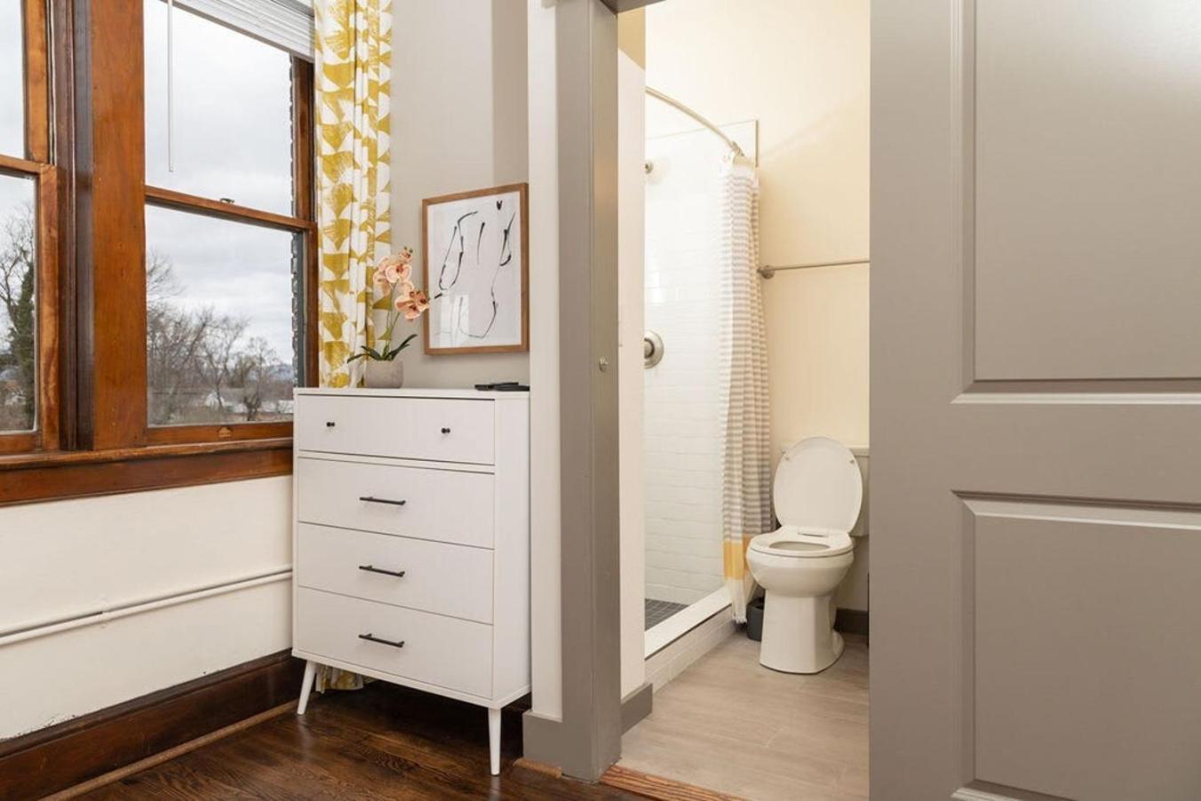 Ferienwohnung Luxury Multi-Unit Historic Building Near Downtown Roanoke Exterior foto